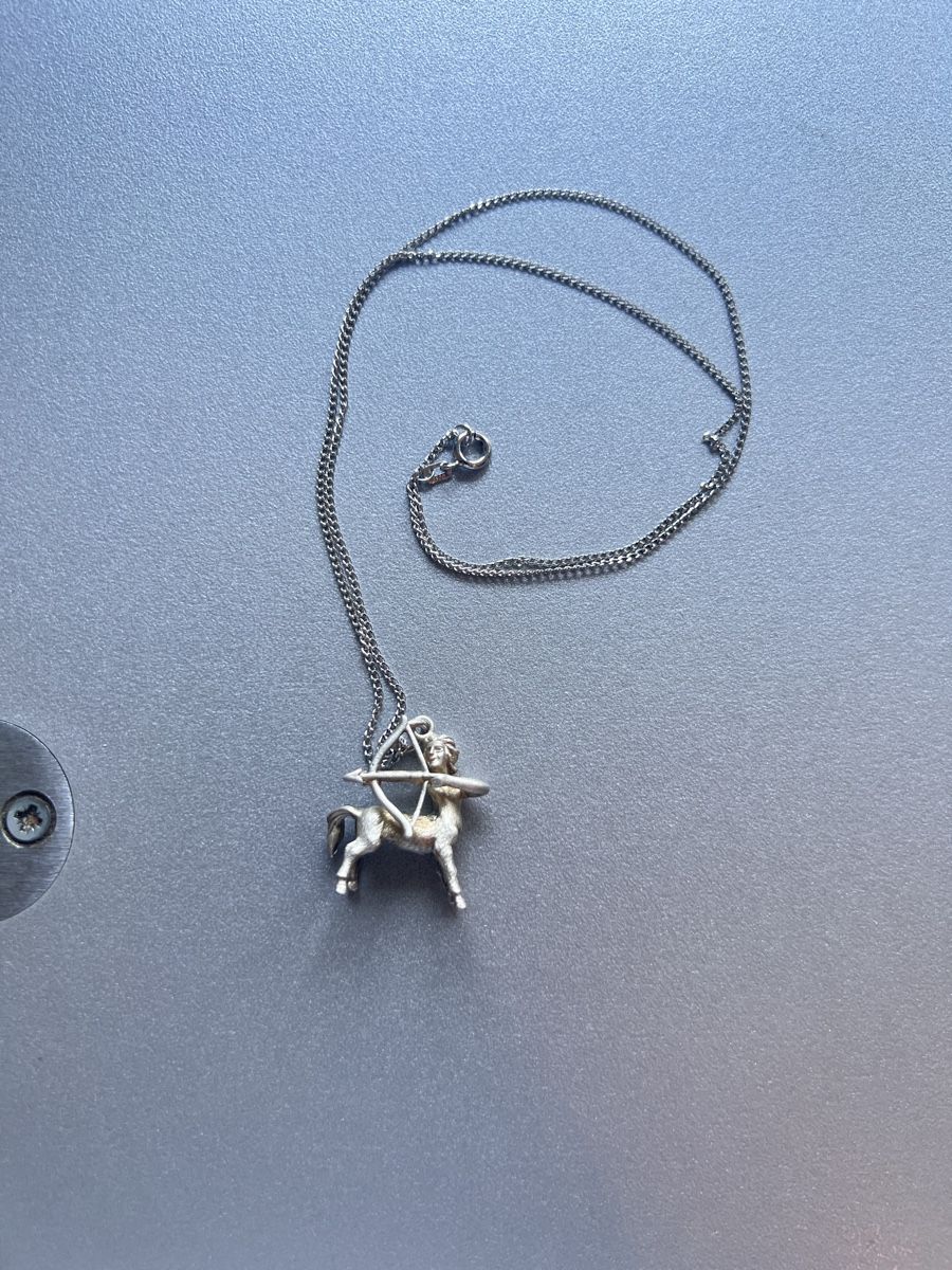 Ketten: Vintage Silver Sagittarius Centaur Archer Necklace! – Gebraucht aus Laufen von Trendmarket 2
