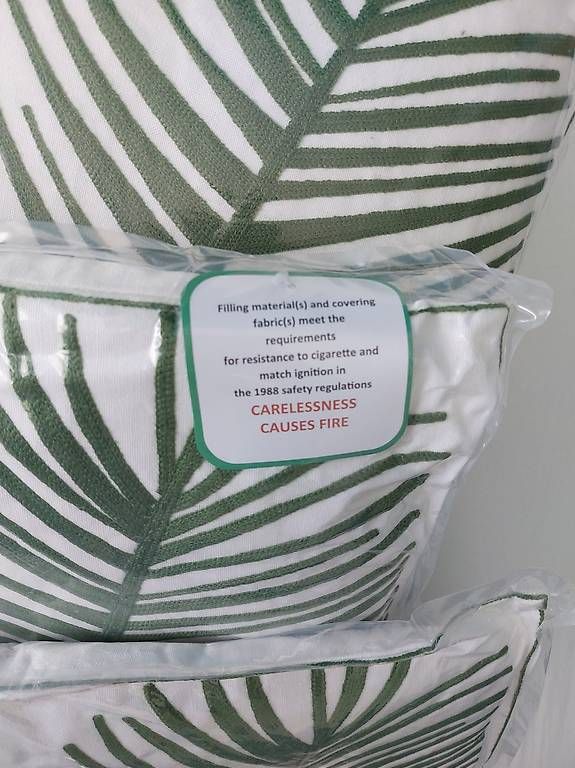 Beliani Cuscini: *Originalverpackte* Beliani Dekokissen 4er Set AZAMI – Nuovo e nell'imballaggio originale da Wetzikon ZH venduto da przemyslaw.rem 2