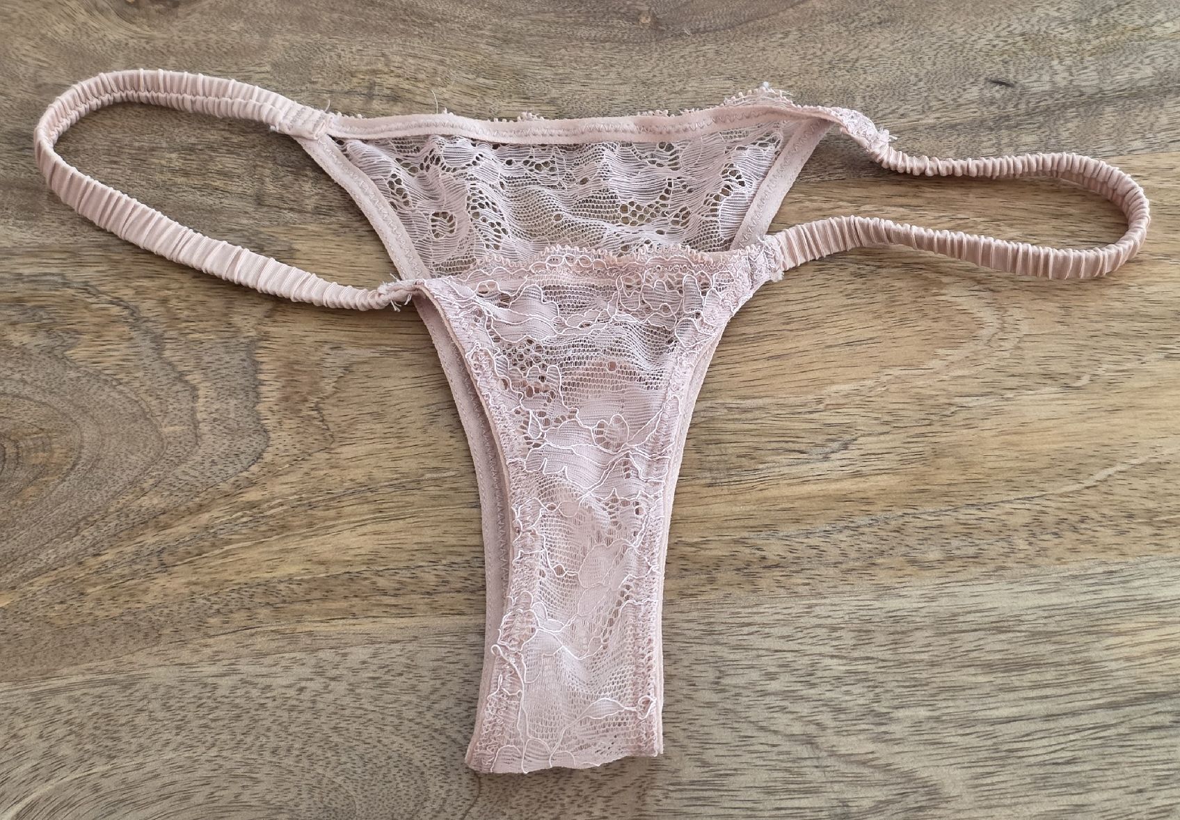 Altra biancheria intima: String Tanga Spitze Rosa Grösse S/M Zustand gut – Nuovo (secondo la descrizione) da Rheinsulz venduto da Gilea 2