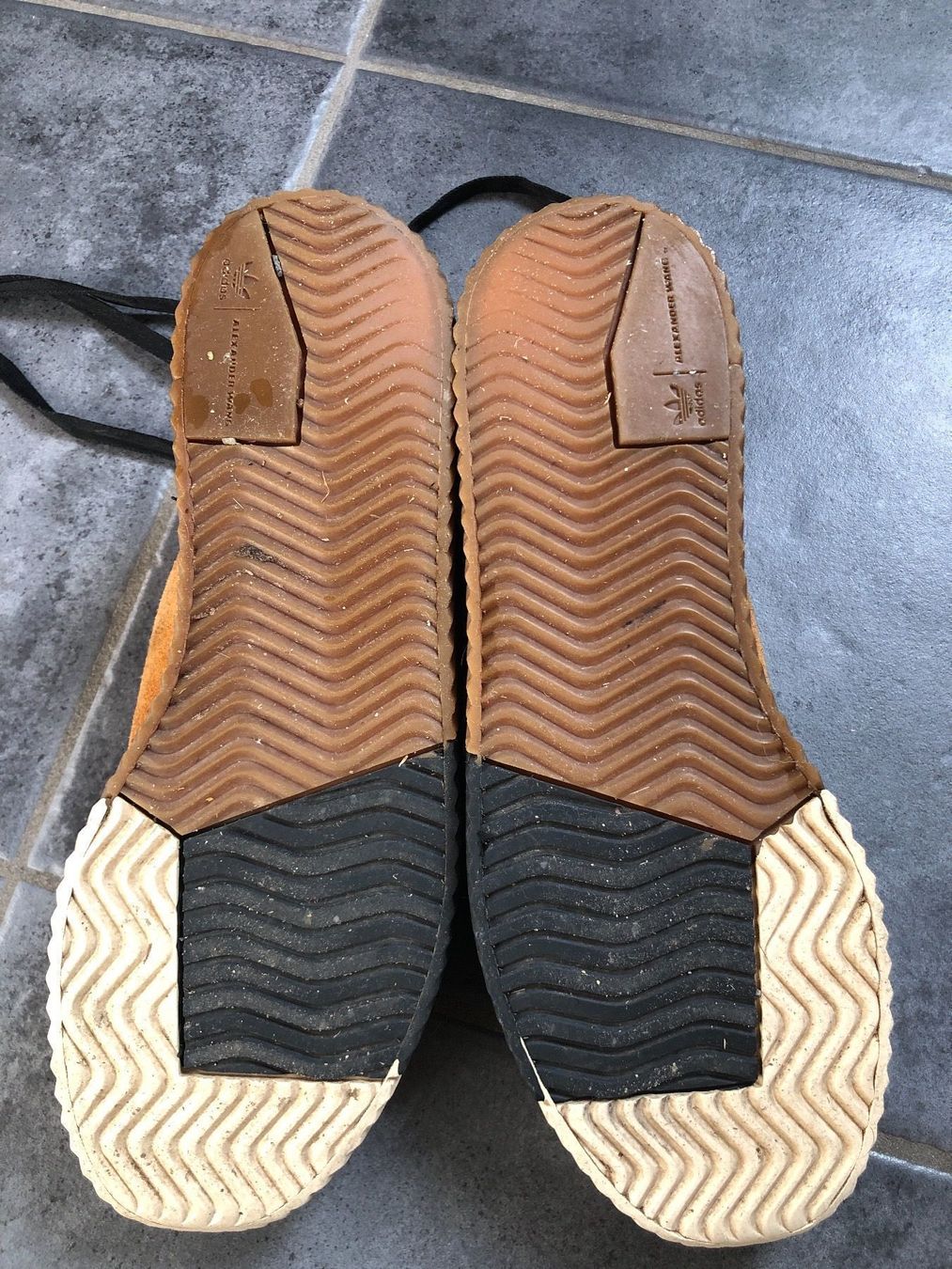 Adidas Scarpe da uomo: Alexander Wang Adidas Sneaker – Usato da Walkringen venduto da buetzu08 7