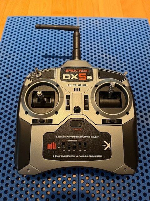 Spektrum DX5e, Handsender (Gebraucht) in für CHF 11 – mit Lieferung auf ...