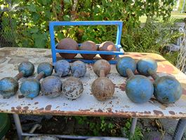 Lot: Alte Eisen Hanteln und Kugeln