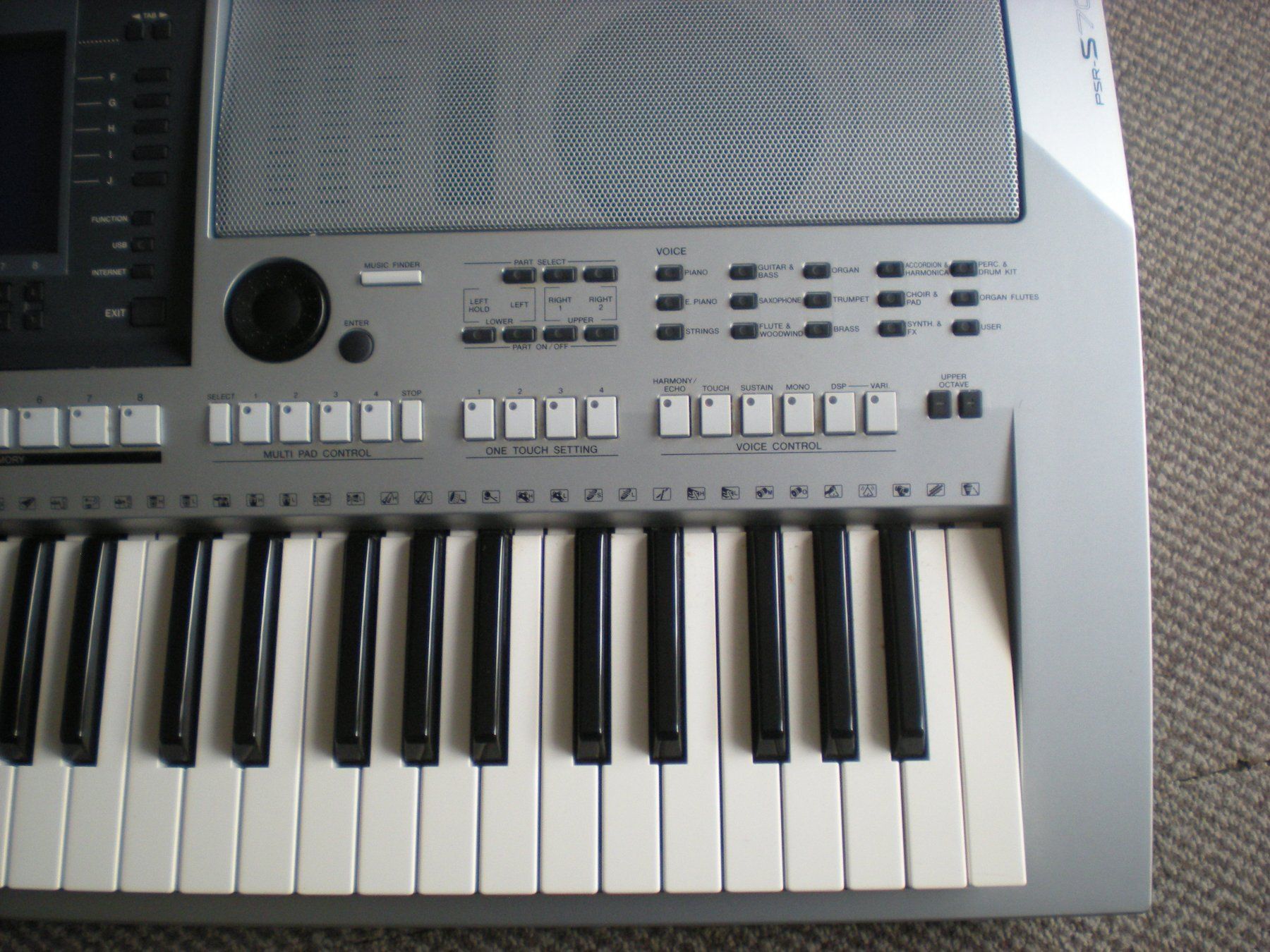 Strumenti musicali: Keyboard, Vamaha, PSR 700 – Usato da Menznau venduto da gronderTK15 2