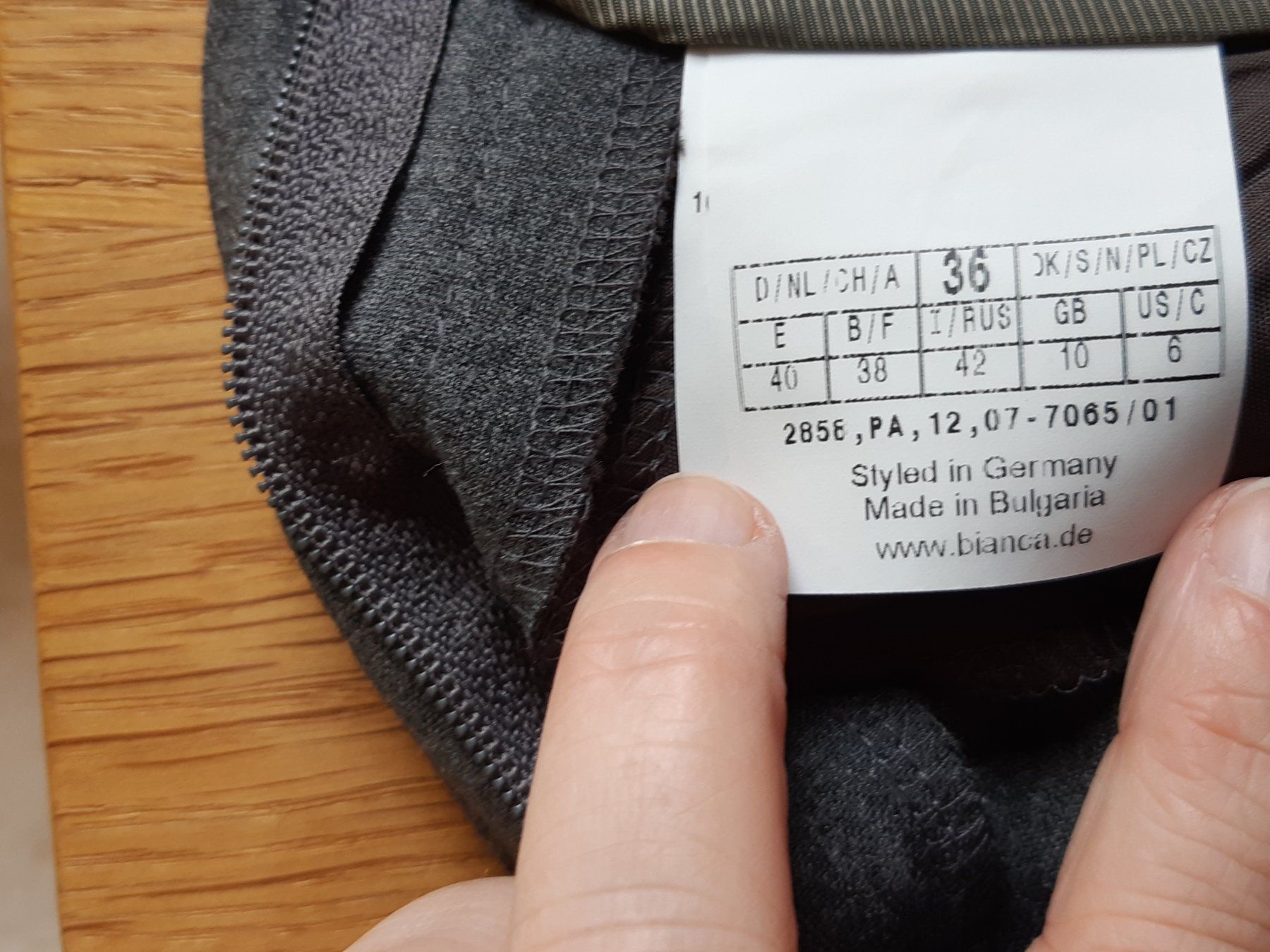 Pantaloni: Hose Gr. 36 von Bianca – Nuovo (secondo la descrizione) da Thierachern venduto da Shila99 7