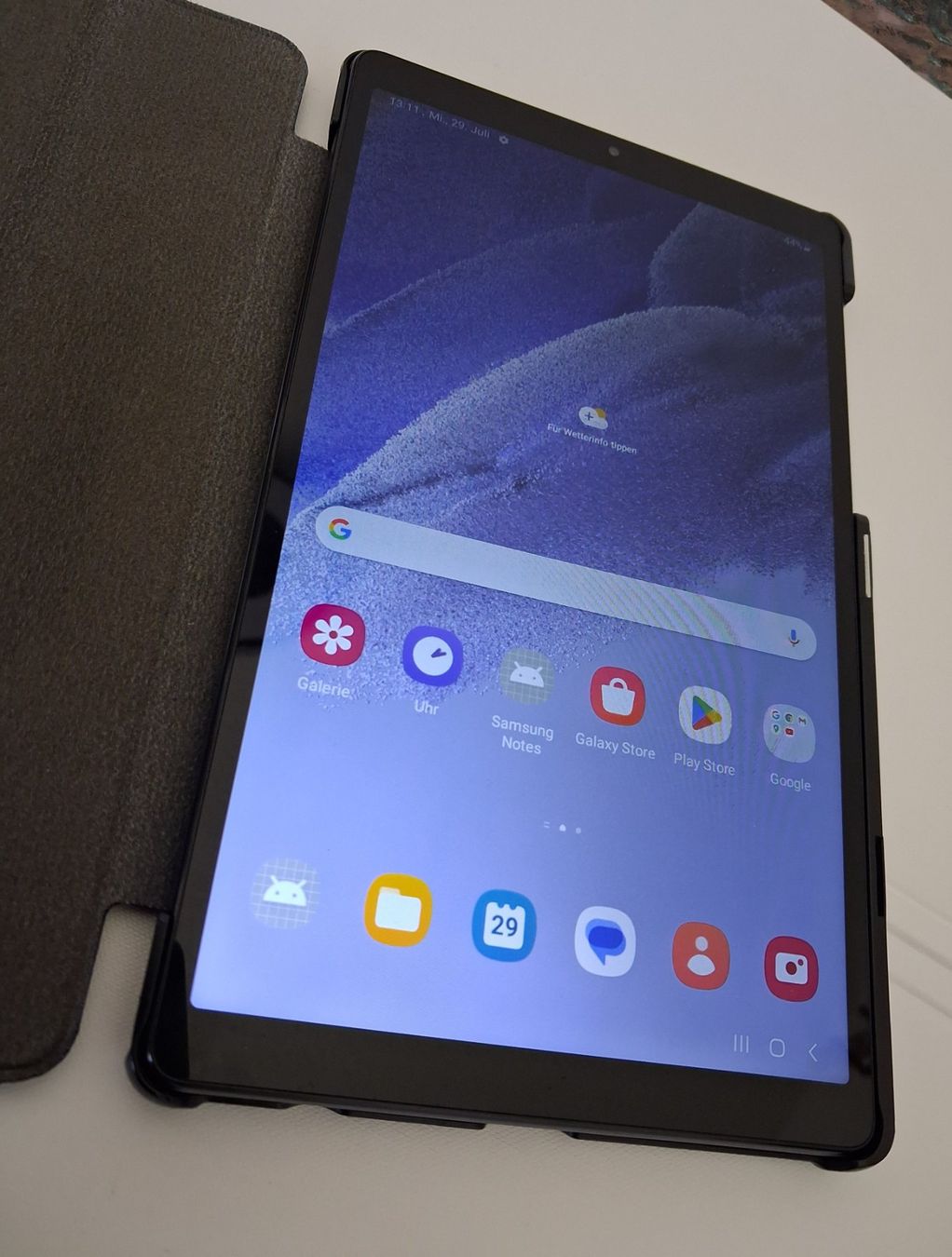 Samsung Tablet PC: Samsung Tablet SM-T220 32 GB mit Hülle – Usato da Wilderswil venduto da Silverybrown 1