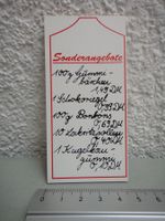 Puppenhauszubehör, Angebotstafel für Laden