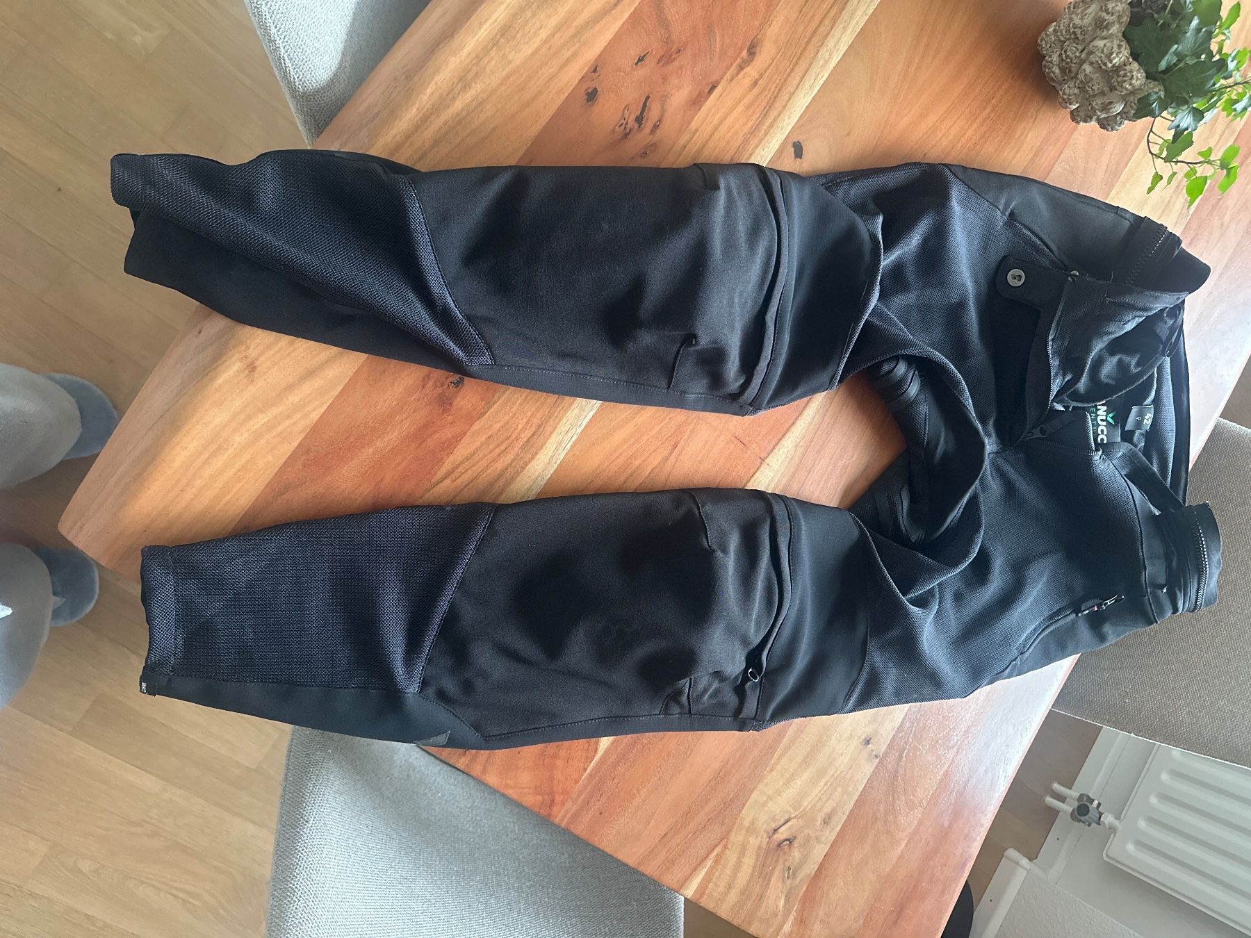 Vanucci Pantaloni: Sommer- Motorradhose – Usato da Lausen venduto da and_9pc7