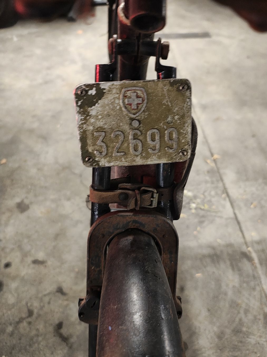 Armée suisse Vélos: Armee Velo – Défectueux à Bolligen par JBCM 3