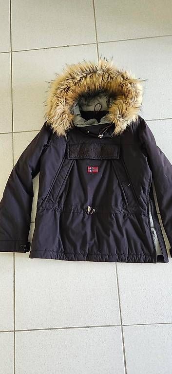 Napapijri Giacche: Anorak invernale Napapjiri – Usato da Magadino venduto da sar_6bwm