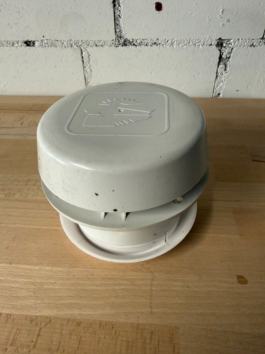 Ventilatori: EMVANV 12 V Dachlüftung Deckenventilator – Usato da Studen BE venduto da jwanko