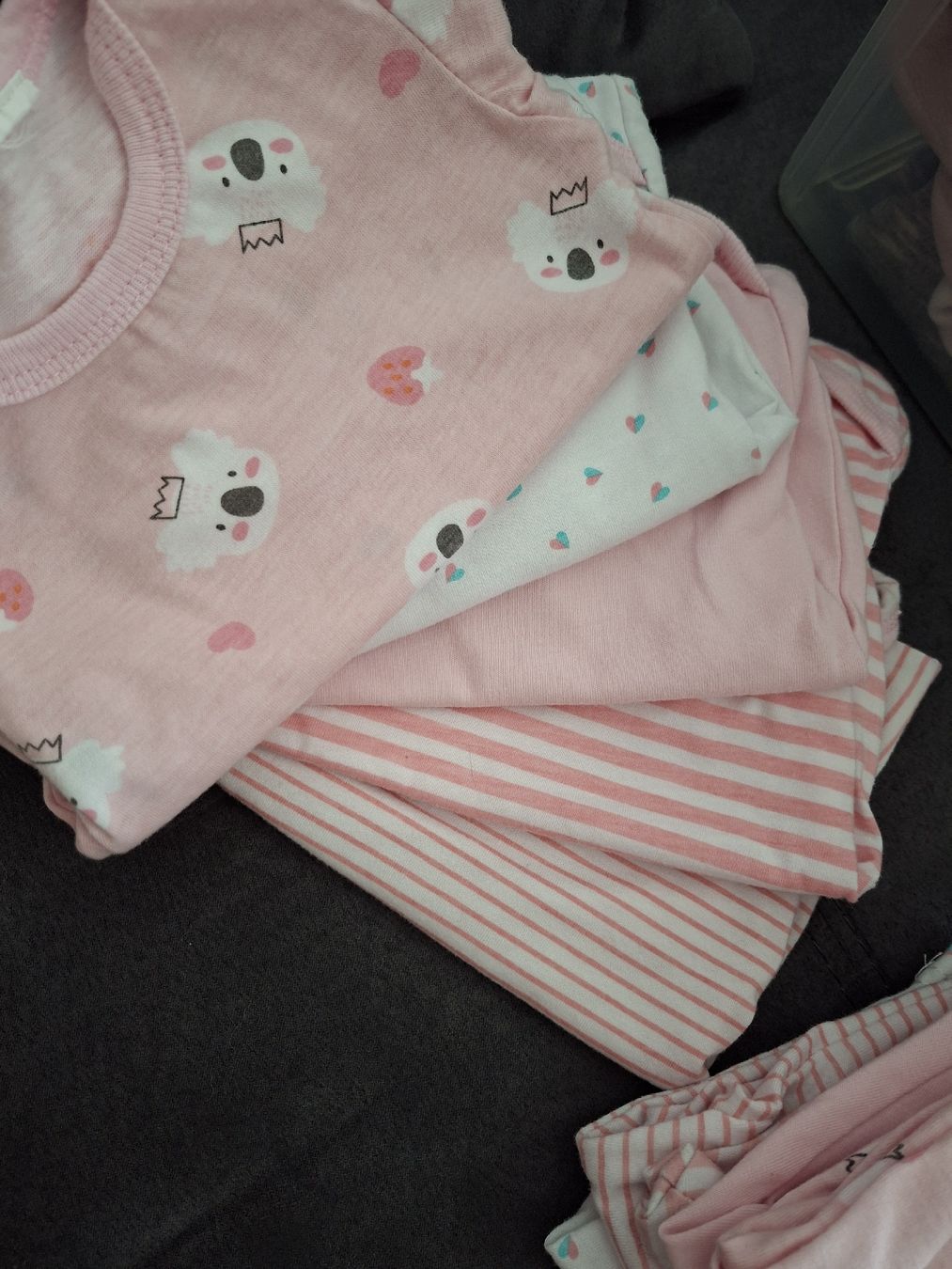 Lotti & Set di vestiti: Babypyjamas Gr. 62/68 ( 5 Sets) – Nuovo (secondo la descrizione) da Winterthur venduto da Ausmisten2026 2
