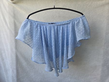 Top BERSHKA XS à frou frou bleu