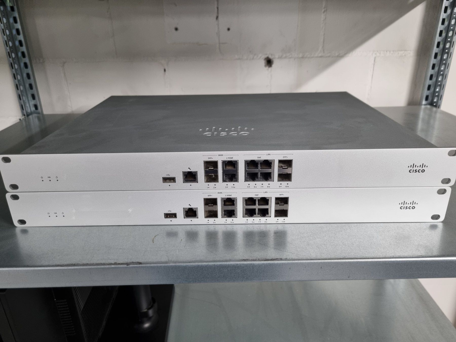 Cisco Firewall: Firewall Cisco Meraki MX105 – Usato da Dättwil AG venduto da Kufo