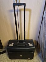 Pilotenkoffer mit Rollen