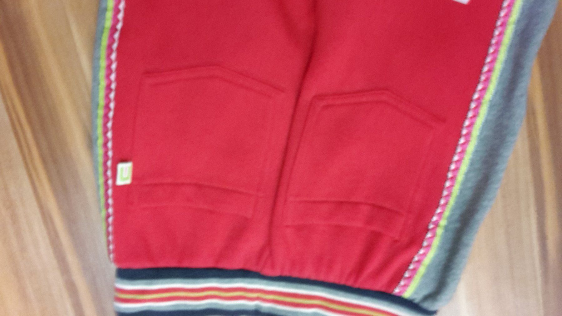 Pantaloni: 2 Trainerhosen gr 116 L4 – Nuovo (secondo la descrizione) da Schwarzenburg venduto da Flamingo07 3