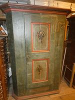 Schrank bemalt