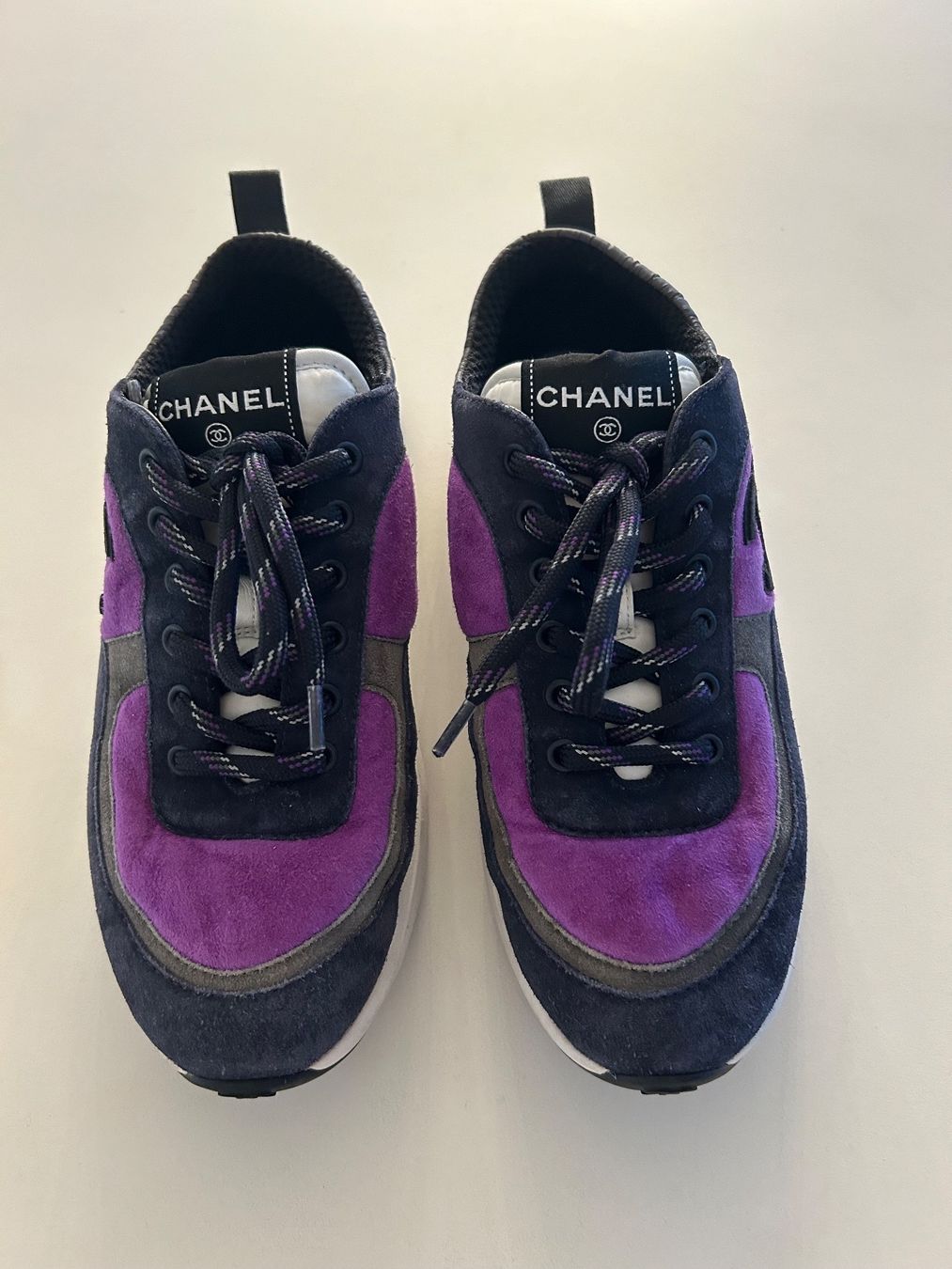 Chanel Scarpe da donna: Chanel Sneacker – Usato da Aesch LU venduto da Natallina 1