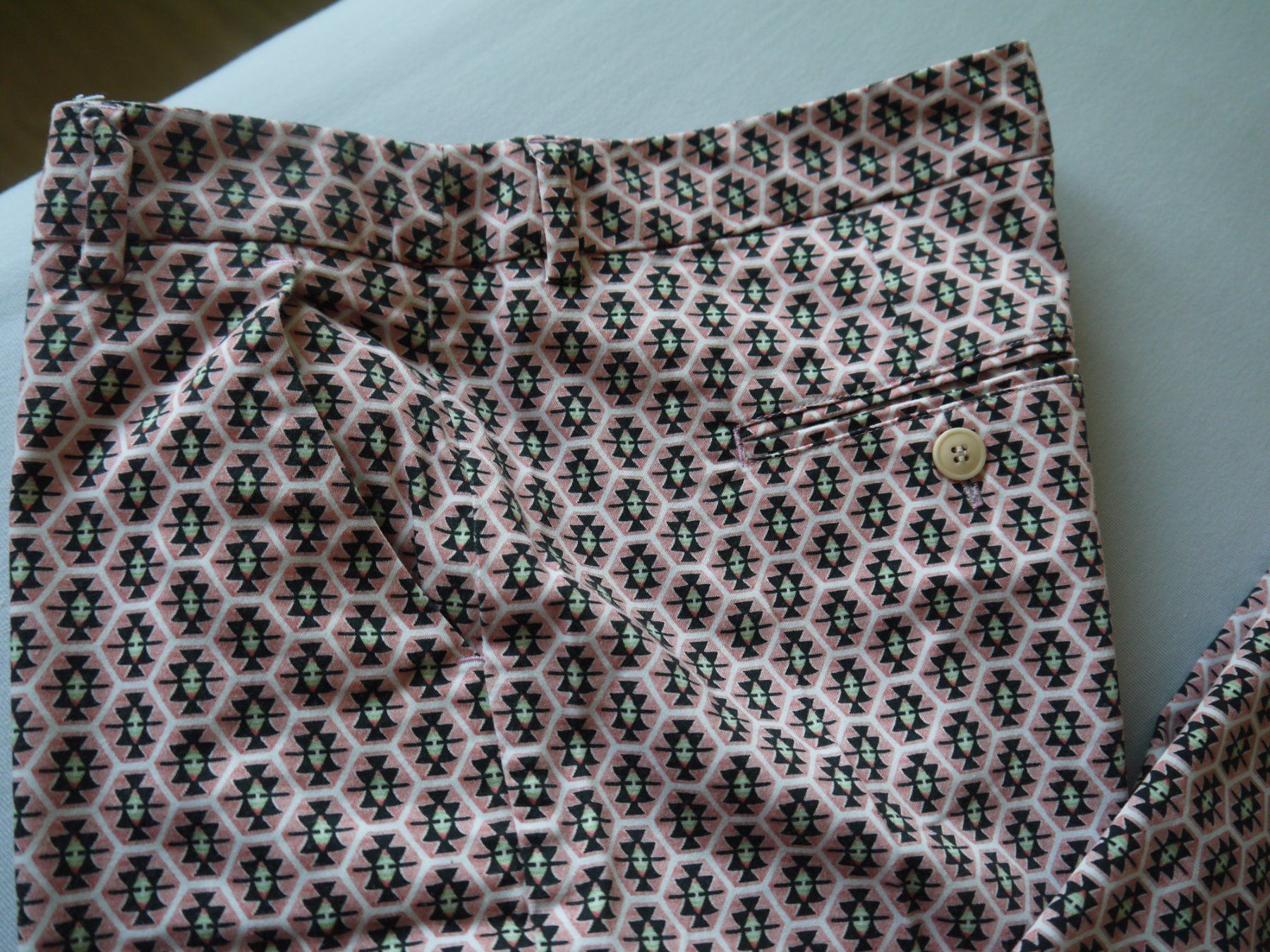 Max Mara Pantaloni: WEEKEND Max Mara Capri Hose – Usato da Hagendorn venduto da Blaf 3