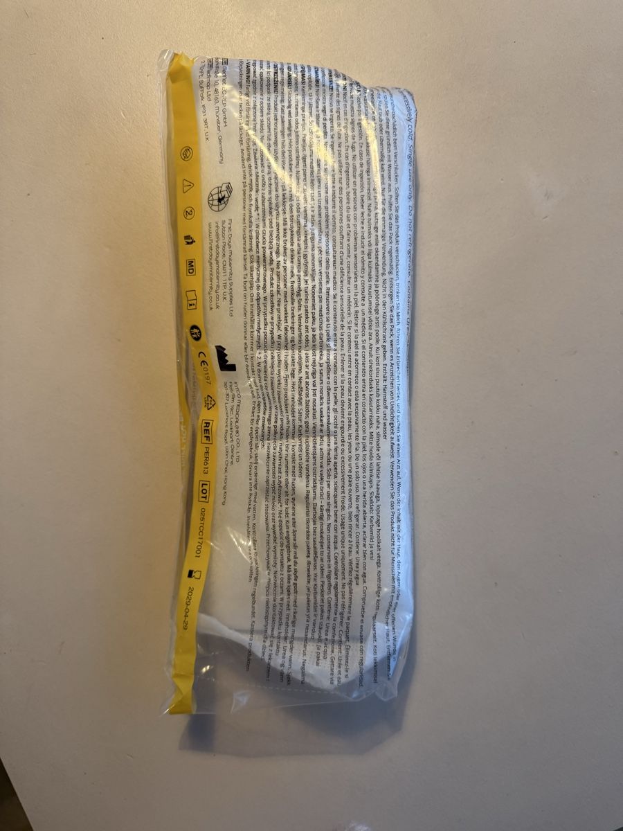 Pflegeprodukte: First Days Maternity - Perineal Cold Packs – Neu und originalverpackt aus Lausanne von cha_8zcf 1