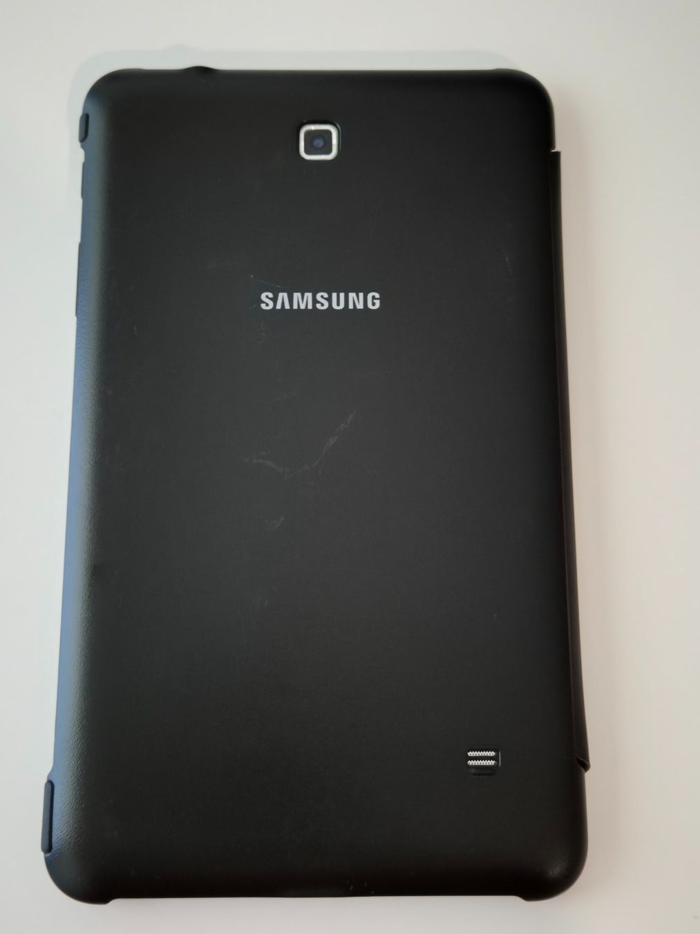Tablet PC: Samsung Galaxy Tab 4 Android Tablet SM-T330 mit Hülle – Usato da Zürich venduto da pau_y8mv 3