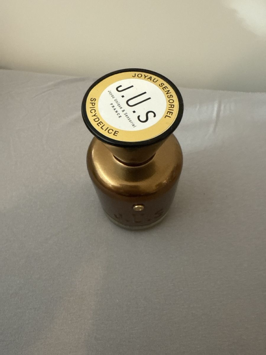 Profumi & Eau de Toilette: J.U.S Spicydelice – Nuovo (secondo la descrizione) da Lausanne venduto da Alex_7586