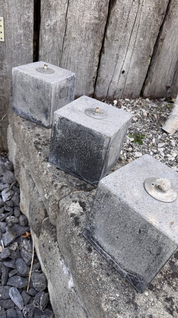 Altro in Decorazioni & Accessori: 4 massive stilvolle Gartenfackeln mit Öllampeneinsatz – Usato da Rothrist venduto da 7Engelslocken 7