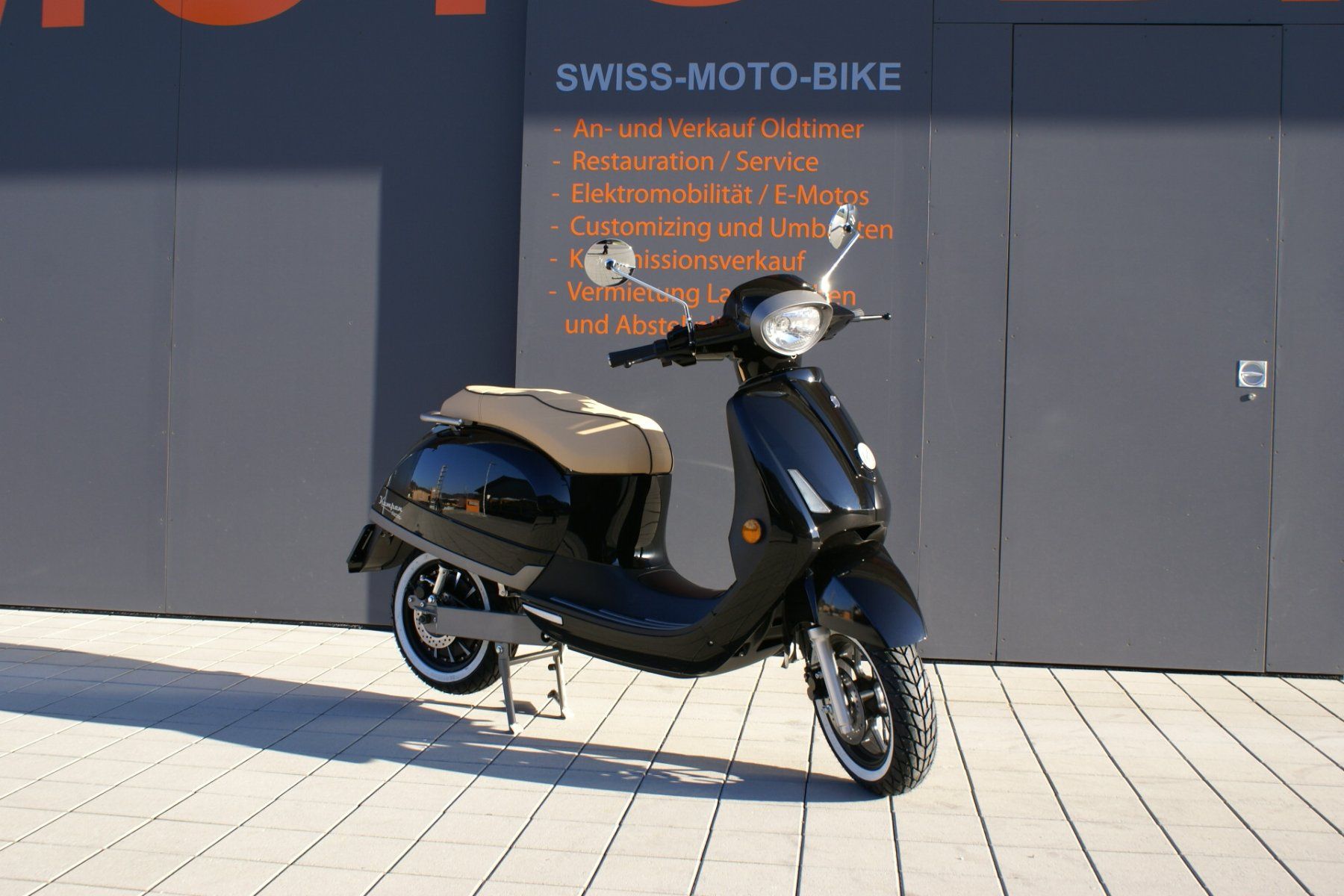 Scooter: Ausstellungsmodell E-Roller 45km/h neu mit 50% Rabatt – Usato da Seewen SO venduto da Eliane-Nora 3