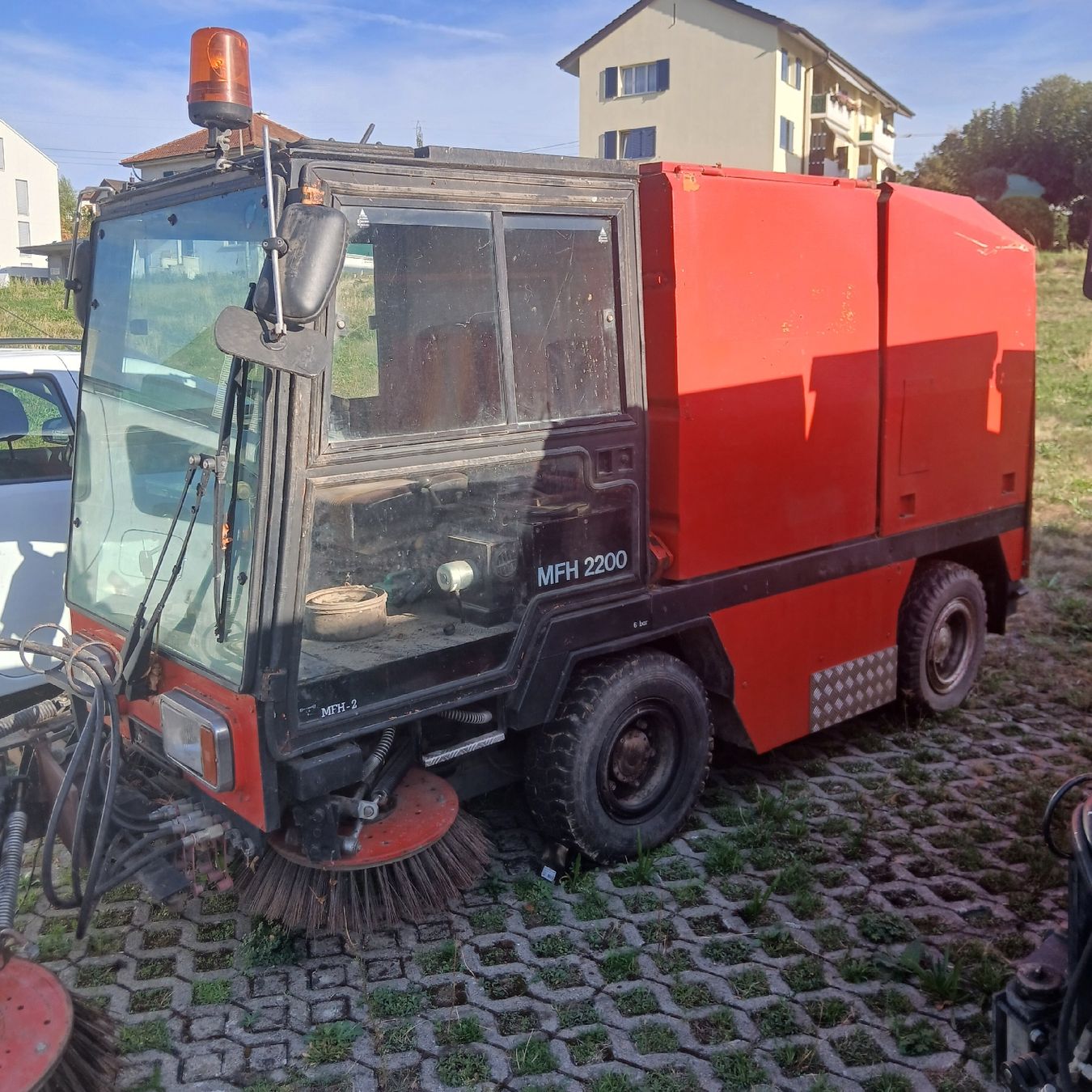 Tutte le macchine: MFH2200  – Difettoso da Koblenz venduto da Teekilla