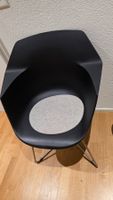 4 Stühle, schwarz, Metallgestell, guter Zus...