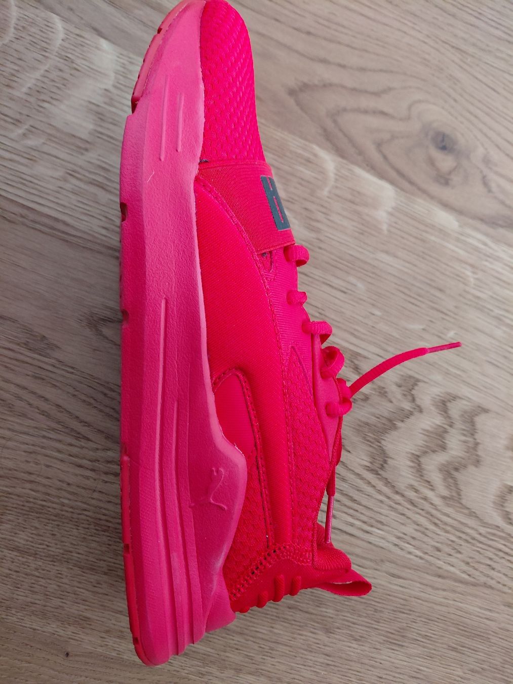 Puma Herrenschuhe: Neue Puma Laufsneaker rot – Neu (gemäss Beschreibung) aus Geuensee von sonnenstunden 4