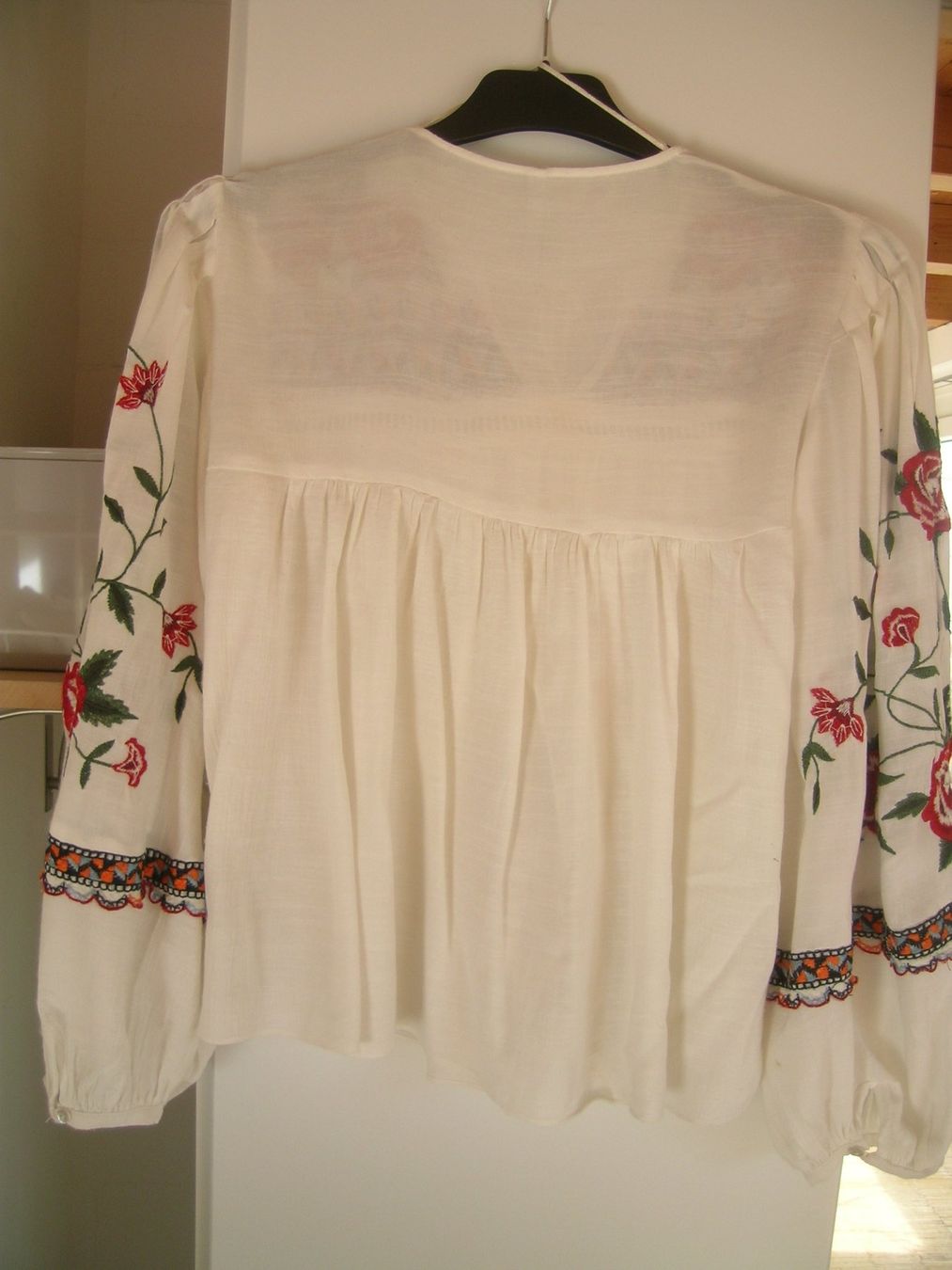 Zara Camicette: Ethno-Bluse mit Stickerei – Usato da Gockhausen venduto da Wonzka 3