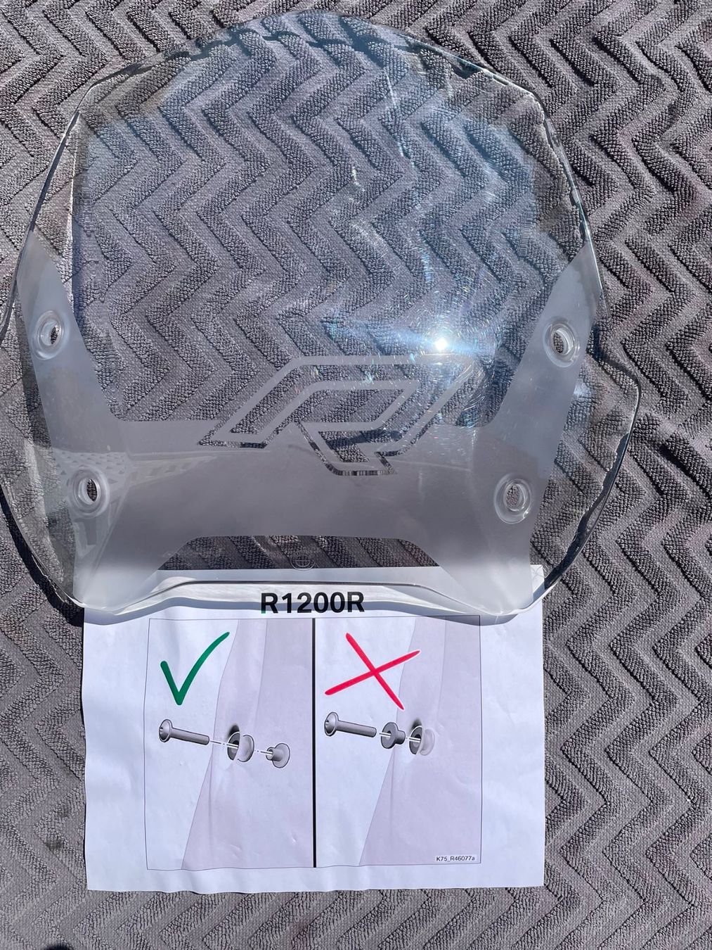 BMW Alle Motorradersatzteile: BMW Frontscheibe sport R1200R – Gebraucht aus Frauenkappelen von kaktus_ 1