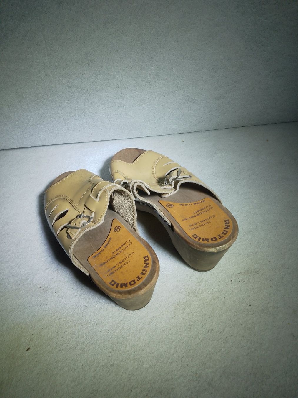 Scarpe da donna: Anatomic Schweizer Holz Zoggeli-Sandale – Nuovo e nell'imballaggio originale da mümliswil venduto da muemellian 1