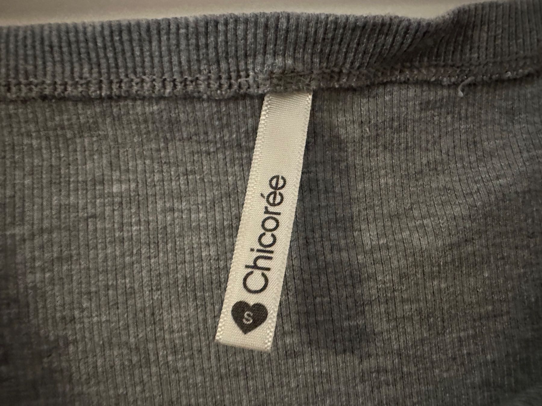 T-shirt: Chicorée Kurzarmshirt grau – Usato da Trimbach venduto da Goldchild_8 2