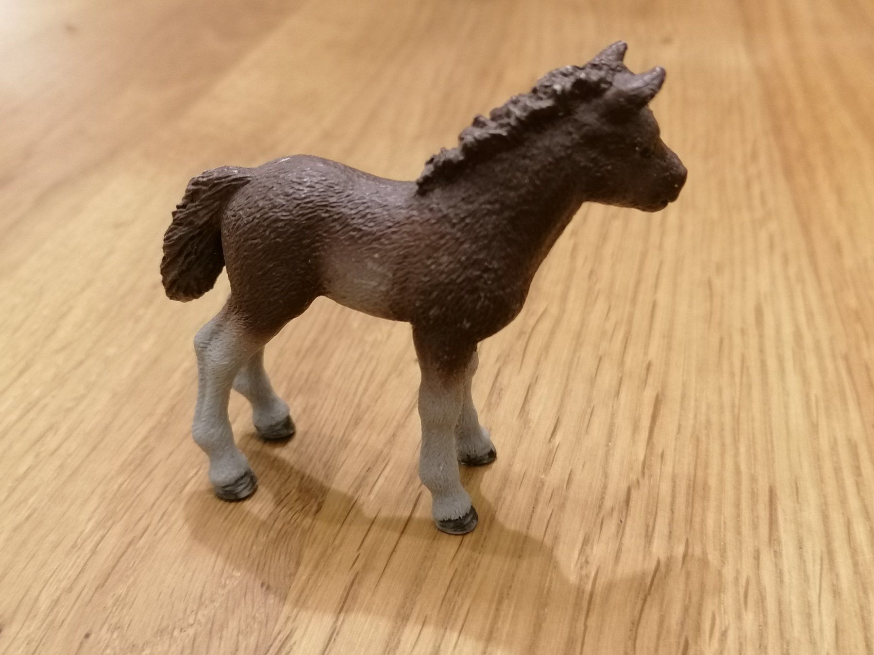 Schleich Statuette: Schleich Fohlen Tierfigur – Usato da Basel venduto da vintagecollector 2