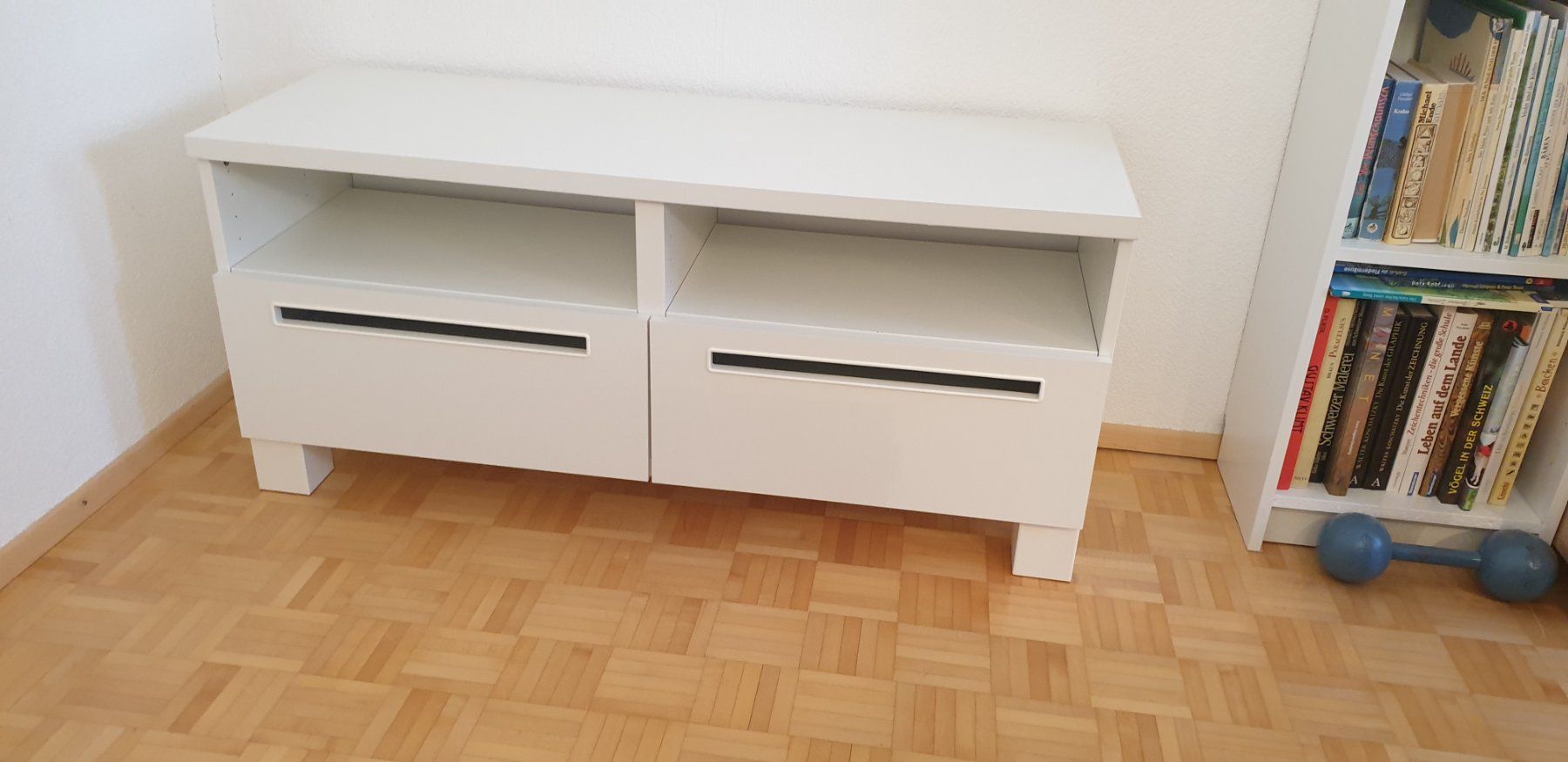 Ikea Mobili TV: Fernsehmöbel weiss – Usato da Schänis venduto da Katze120