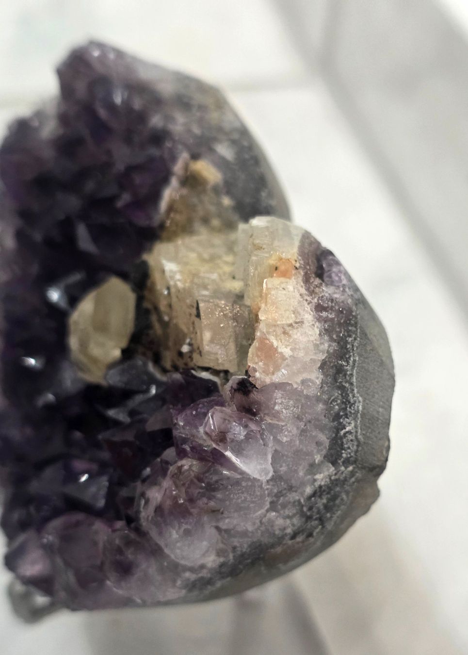 Minerali & Pietre curative: Amethyst Calcit Herz auf Stand 305g – Nuovo e nell'imballaggio originale da Matzingen venduto da Shay_Crystalz 2