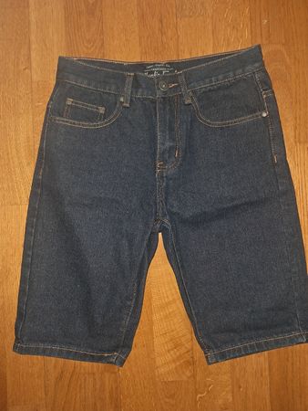 Shorts en jean bleu foncé taille 38, comme neuf