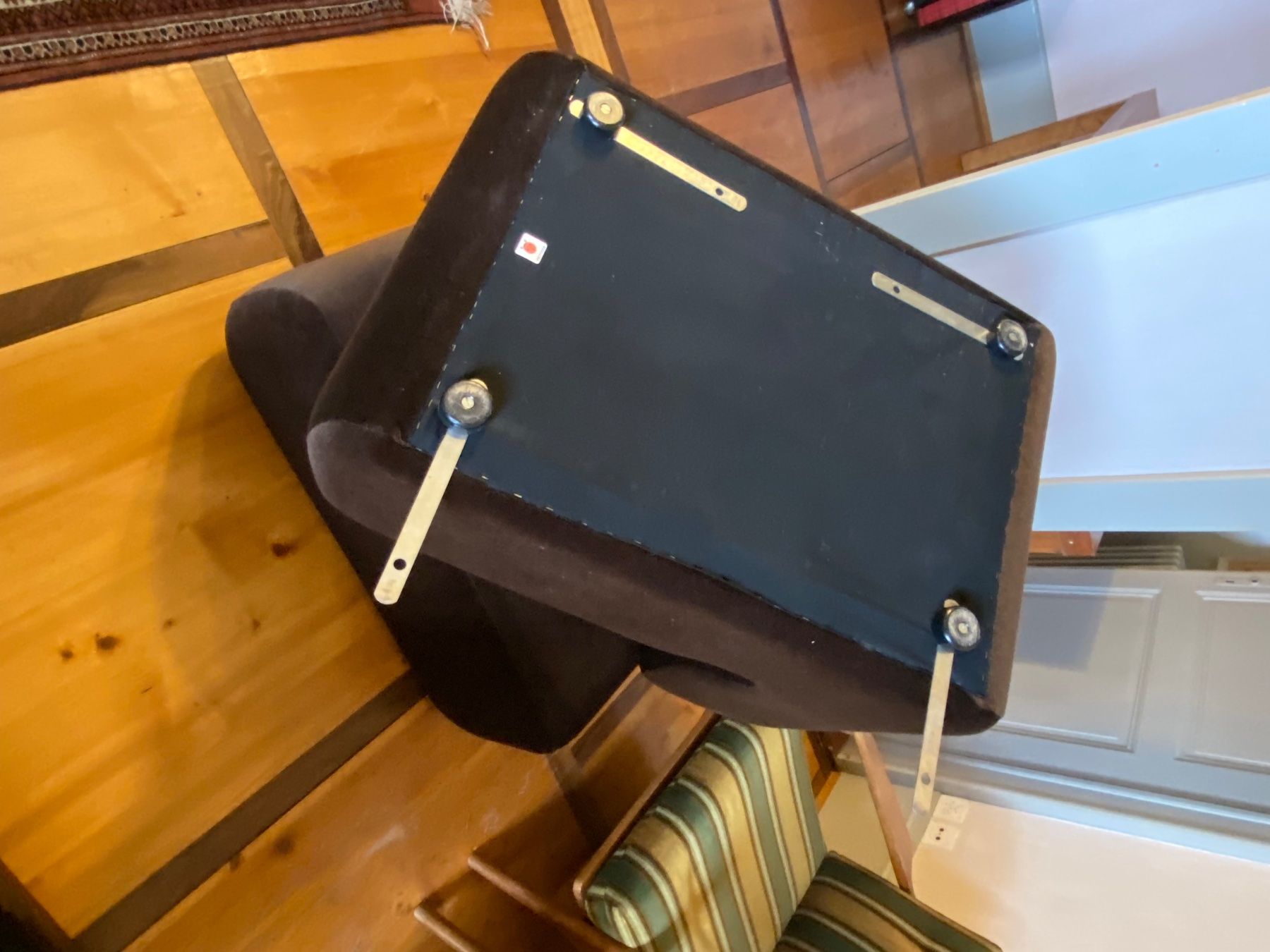 Fauteuils: Superbe ensemble canapé / fauteuils années 70 – D'occasion à Longirod par dema01 6