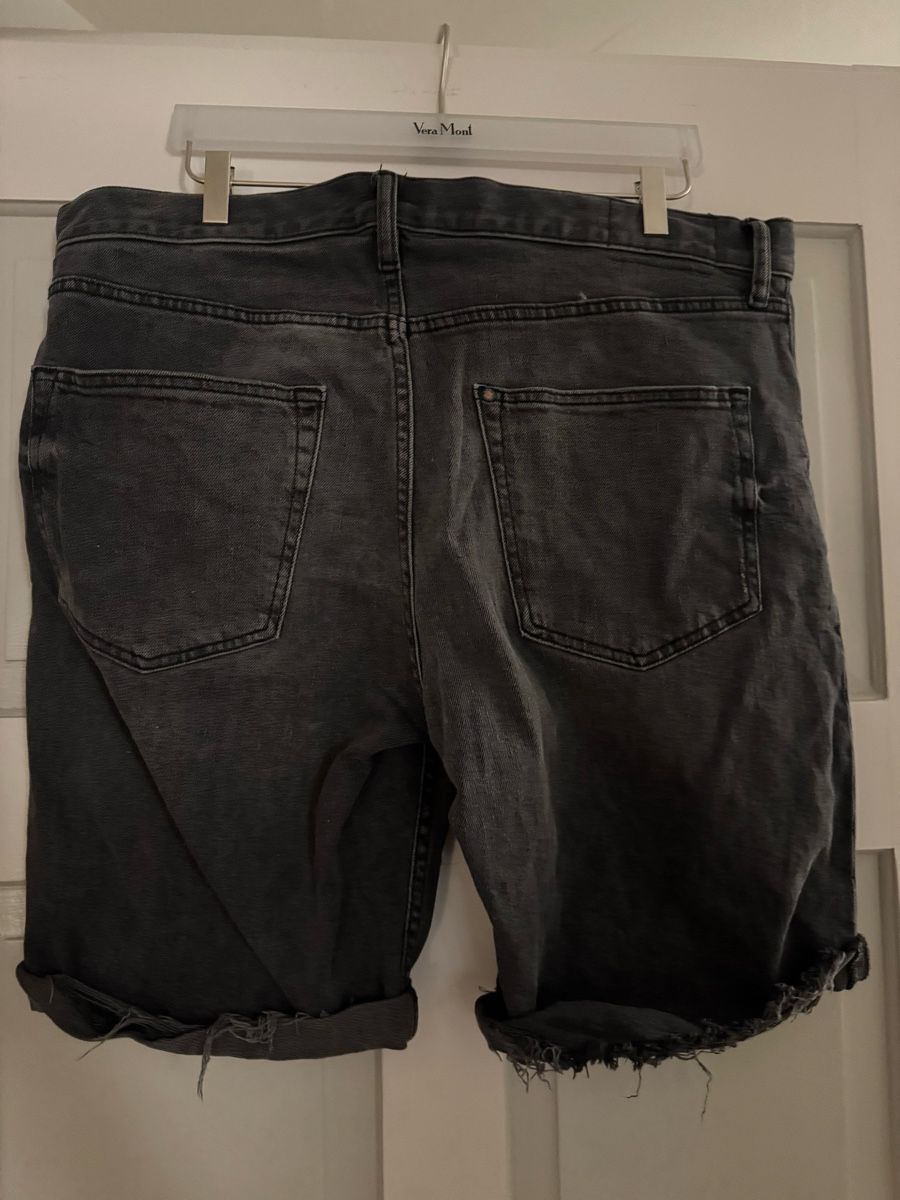H&M Jeans: Jeansshorts gr.38 – Gebraucht aus Kreuzlingen von eli_qm8d 1