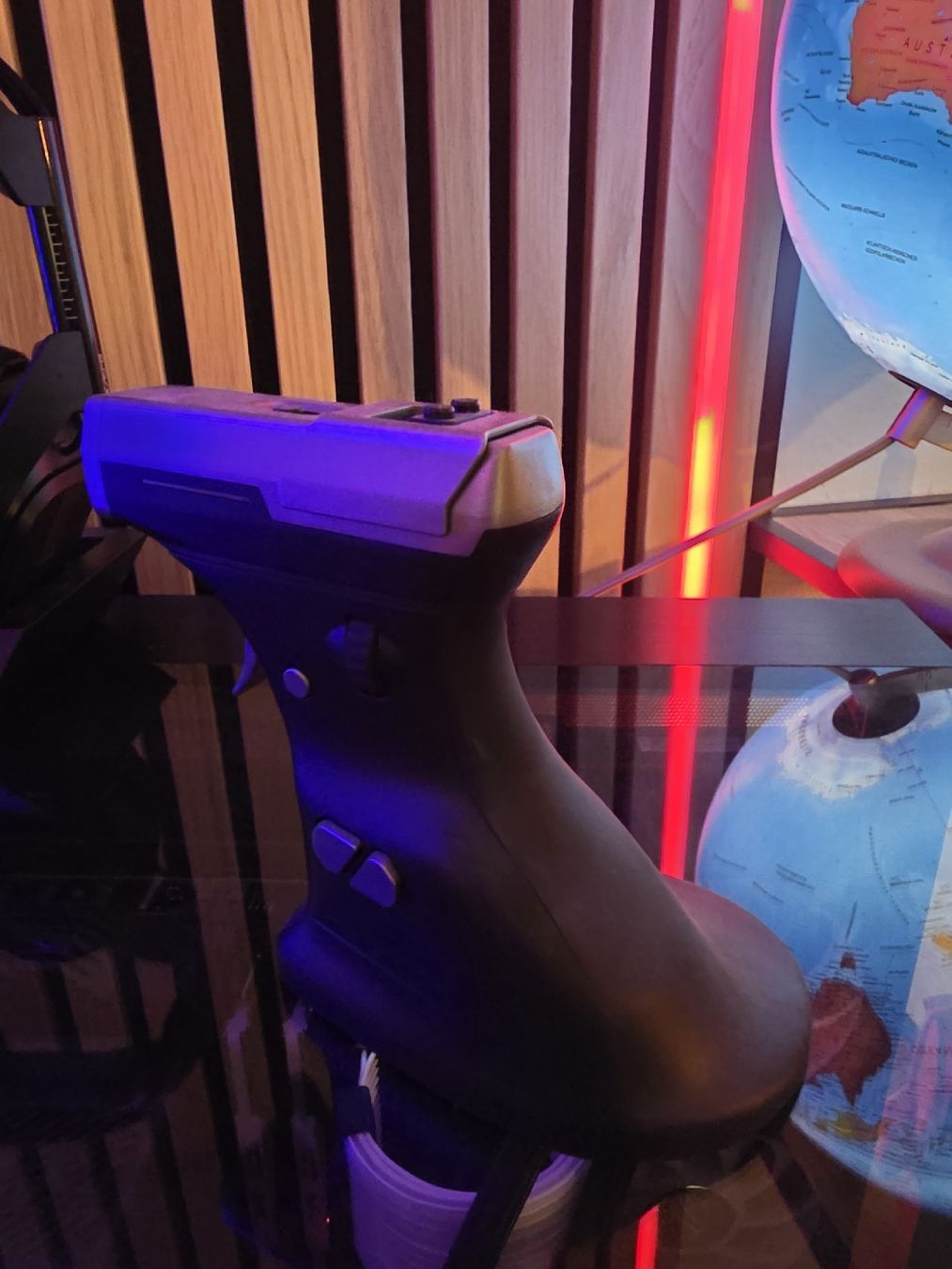 Mouse: Gun Mouse - ErgoStrike7, neuwertig – Nuovo (secondo la descrizione) da Fahrweid venduto da NEO008 1