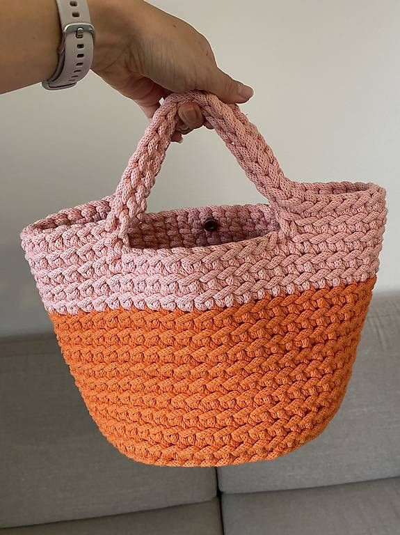 Borse: Handgemachte gehäkelte Tasche bicolor – Usato da Horgen venduto da mel_h2pn