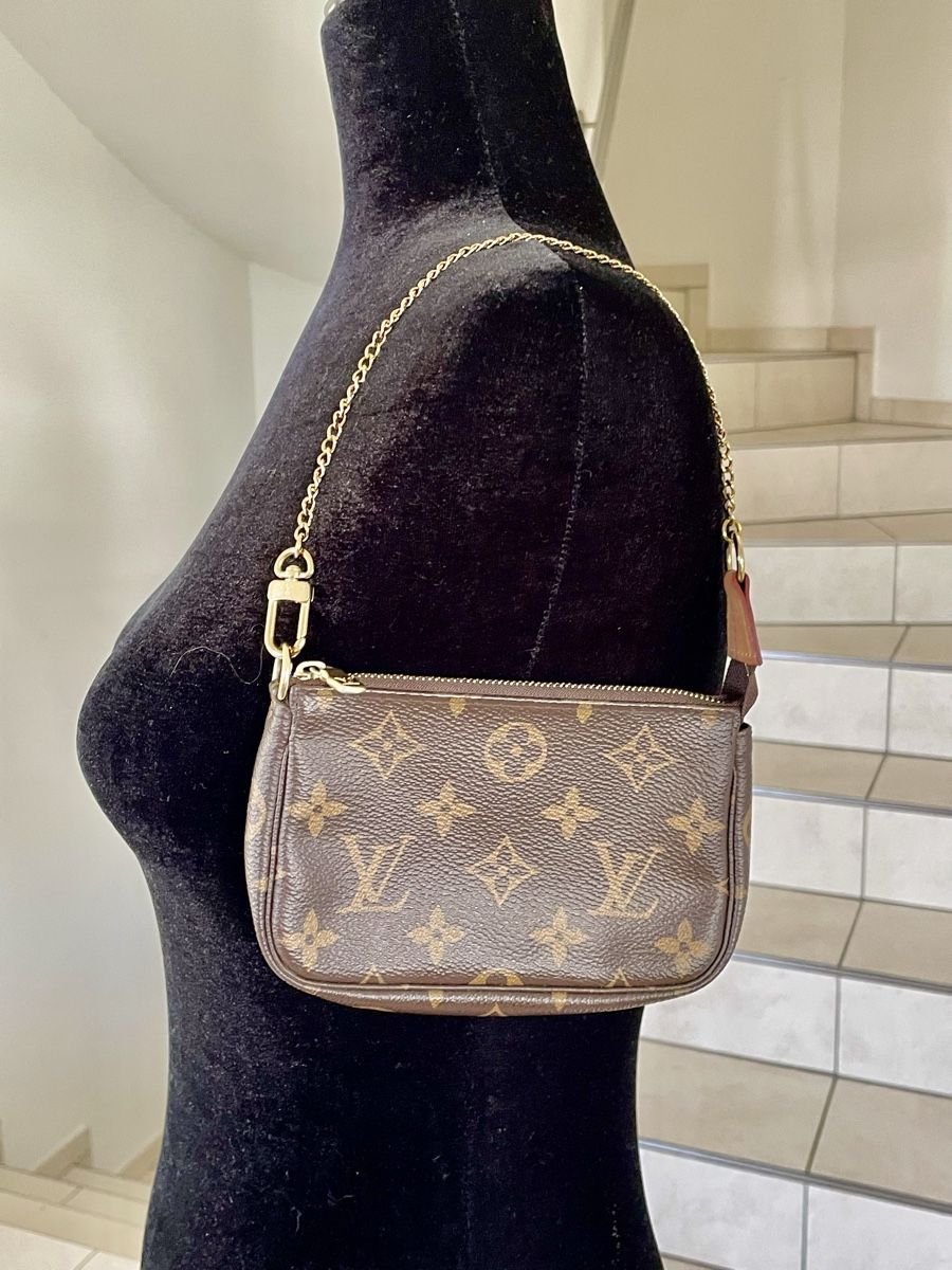 Louis Vuitton Taschen für Damen: Louis Vuitton Mini Pochette Accessoires – Gebraucht aus Richterswil von Prangins9 2