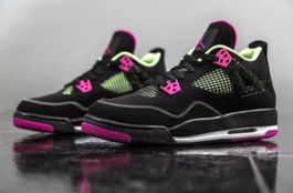 Jordan 4 Retro Fuschia