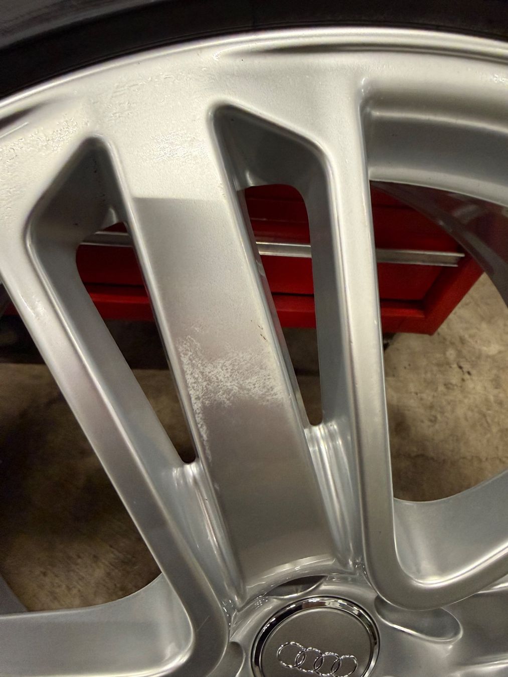 Audi Pneus & Roues: Audi Originalräder – D'occasion à Boswil par WaaVzz 3