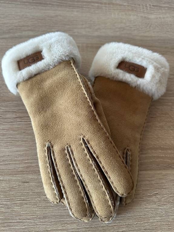 Gants & mitaines : UGG Handschuhe/Fäustlinge – Neuf avec emballage d'origine à Solothurn par nev_7qmh 2