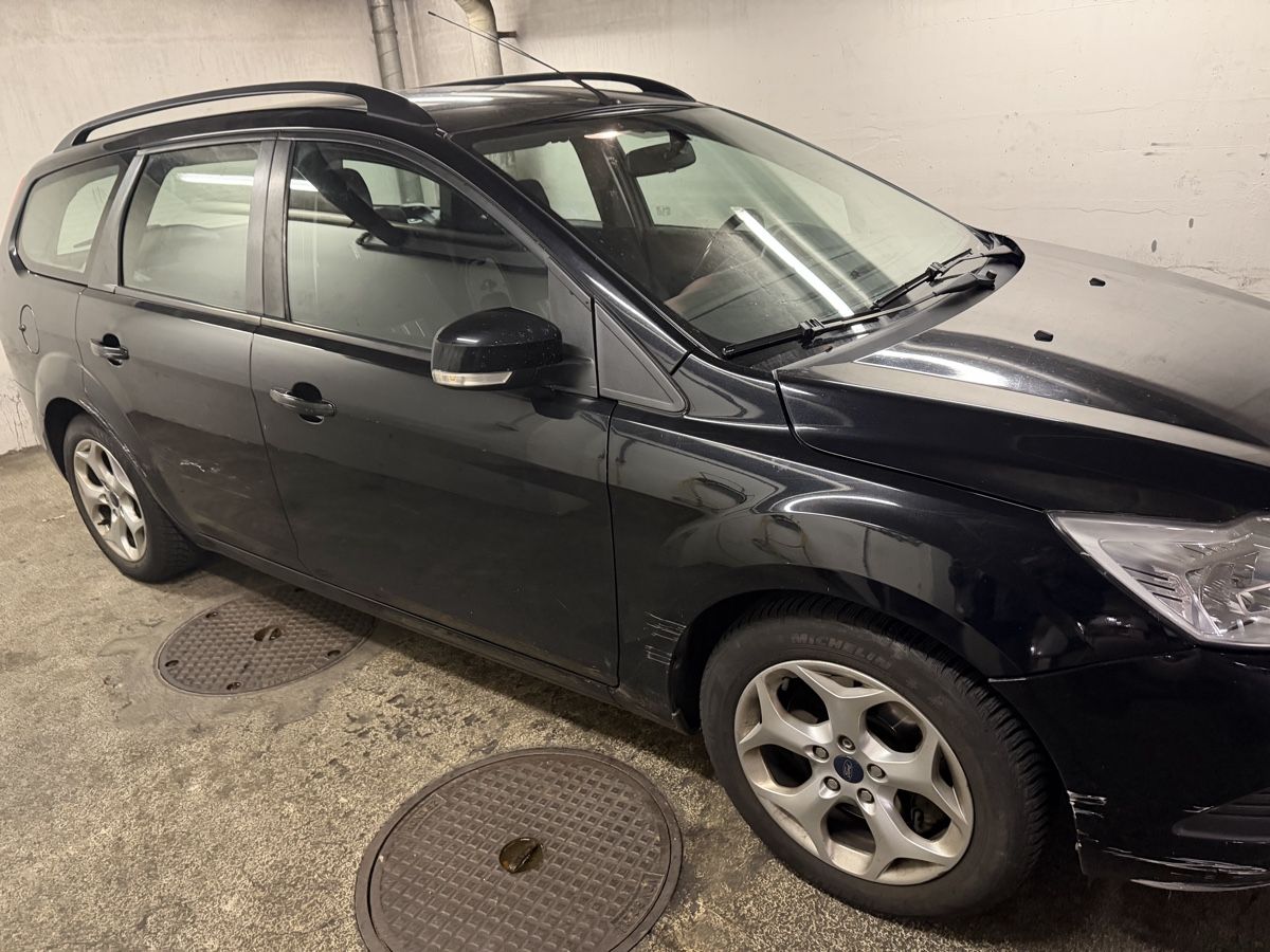 Ford Automobili: Ford focus 2.0i mfk2510.23 – Usato da Lyss venduto da xydz 3