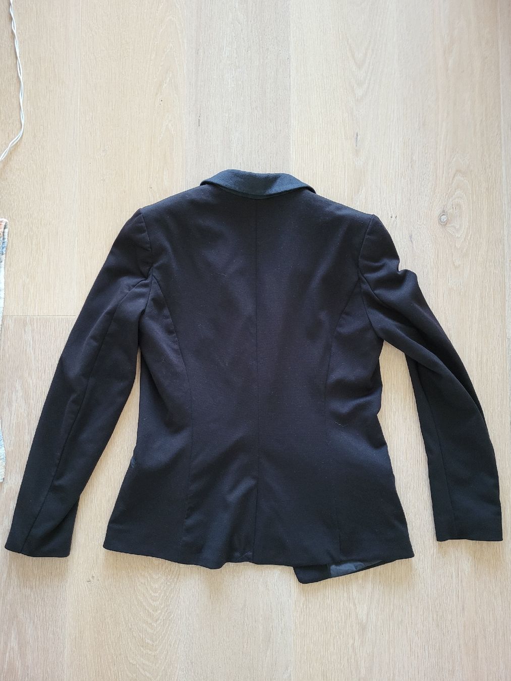 H&M Giacche: Schicker H&M Blazer, Grösse 38, Schwarz tailliert – Usato da Steffisburg venduto da esneusdaheime 4