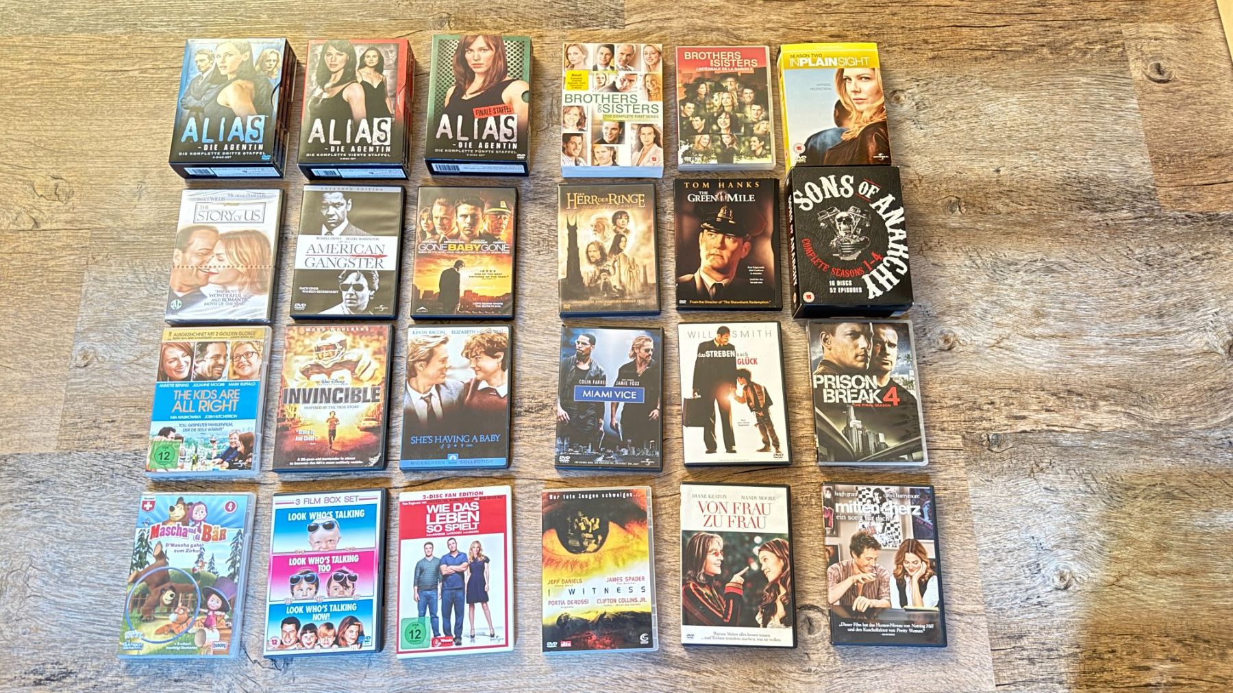 Tutti i DVDs: DVD Bundle – Usato da Oftringen venduto da off-the-hook