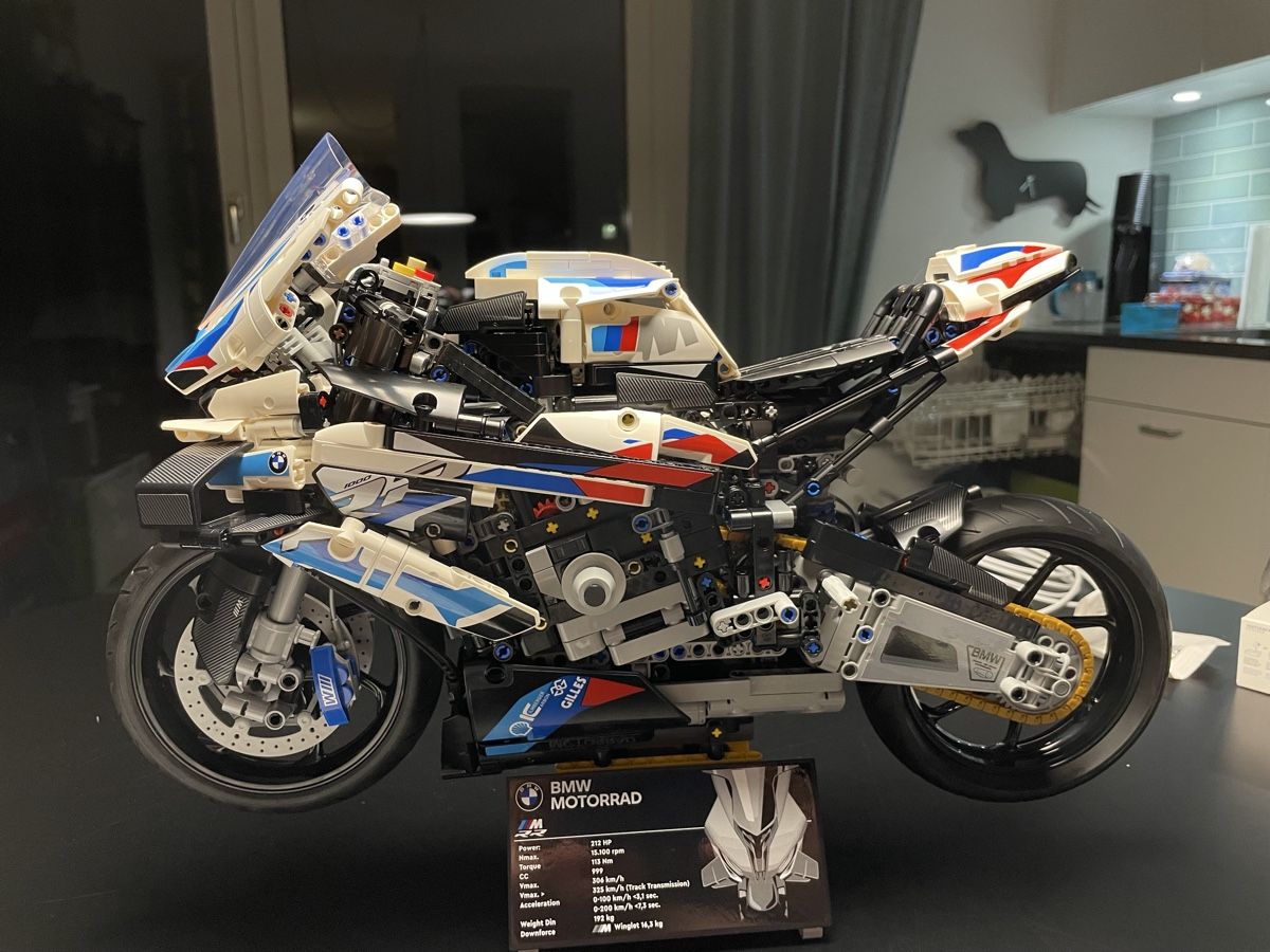 Technics Baukästen: Lego Technic BMW Motorrad M 42130 – Gebraucht aus Zürich von teddybaxter